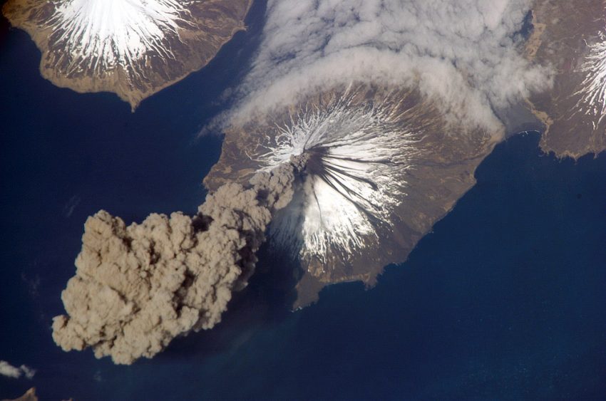 Pollution of a volcano