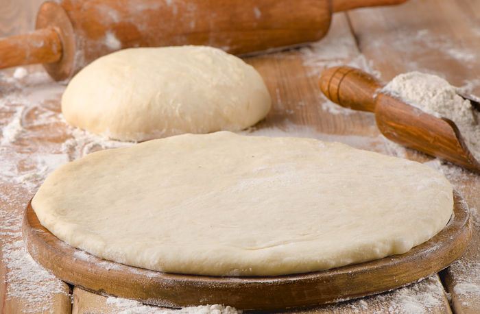20 Examples of Homogeneous Mixtures 2 pizza dough - homogeneous mixture