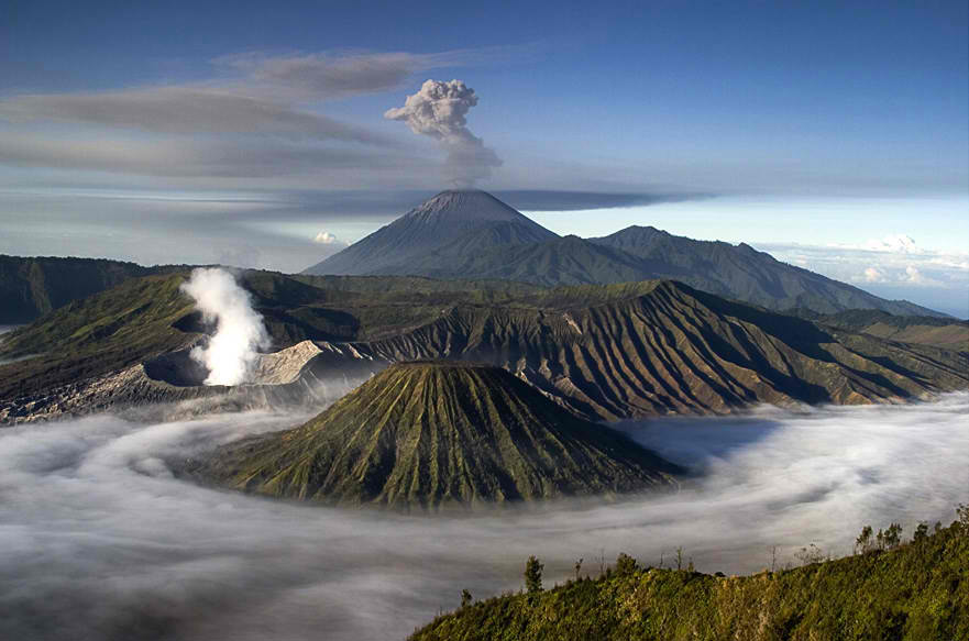 Semerú Volcano