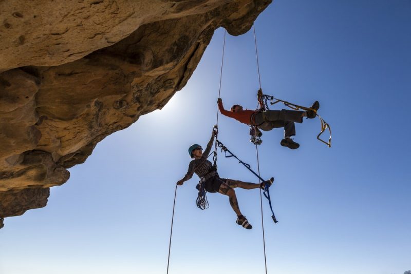 extreme rappelling